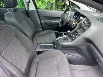 Peugeot 5008, 120kW, automat, r.v. 2010 - 8