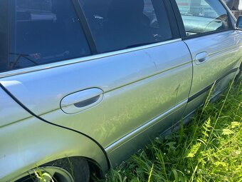 Dveře bmw e39 touring bez koroze - 8