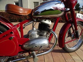 Jawa 250 Pérák, rok výroby 1951 - 8