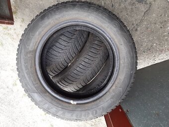 4ks - Pneu GOODYEAR ULTRAGRIP 8, 165/70 R14 81T M+S - 8