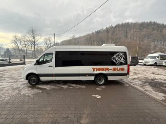 Mercedes-Benz Sprinter 519 - 8
