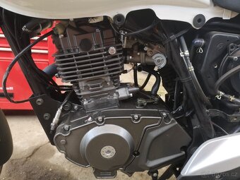 Keeway Rkv 125 na díly, najeto jen 83km. - 8