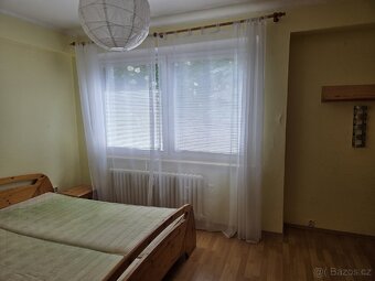 KOMPLETNÍ ZACHOVALÉ VYBAVENÍ BYTU ČI CHATY - 8