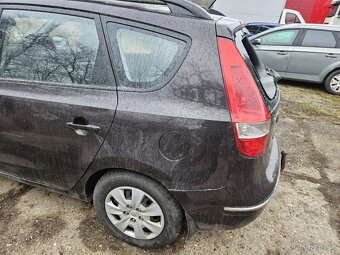 Hyundai i30 CW kombi 1.6d 85kw - 8