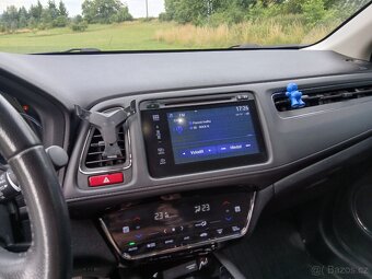 Honda hrv 1,5 benzín 96kw - 8