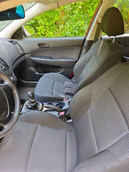 Hyundai I30 kombi, 1,4 benzín,Nová STK ČR 1. Majitel - 8