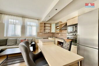 Pronájem bytu 3+kk, 64 m², Zlín, ul. Čiperova - 8