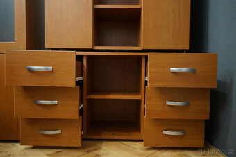 Komody + konferenční stůl - 8