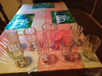 Sklenice staré 60-150 let - 8