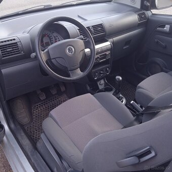 Volkswagen Fox 1.2i 47kw r.v.04/2006 dovoz SRN. - 8