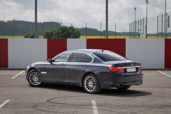 BMW Rad 7 730d (2009) - 8