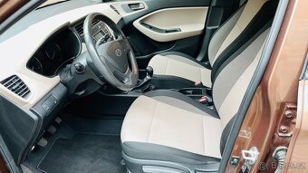 HYUNDAI i20 1.2 16V 55KW Comfort koupeno v CZ,jen 58 000km - 8