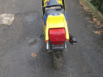 Yamaha FZ 600 - 8