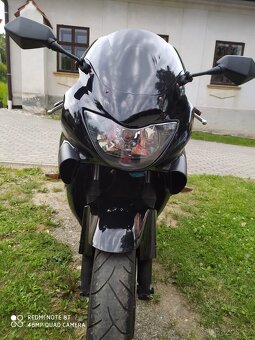 Honda cbr 600 f - 8