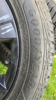Zimní kola Škoda 215/55 R17 - 8