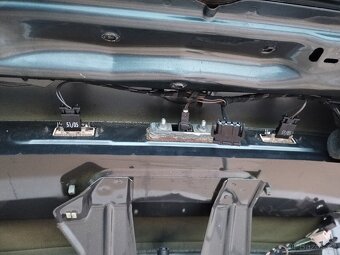 Páté dveře Škoda Octavia 2 kombi - 8