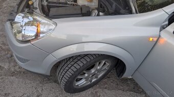 Opel Astra H 1.6   75kw 2008 r.v - 8