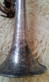 Starožitná trumpeta,mramorové hodiny,kovový dalekohled,kartá - 8