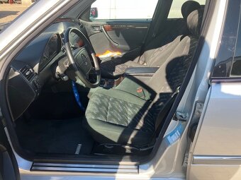 Mercedes-Benz C220 CDI W202 kombi SUPER STAV - 8