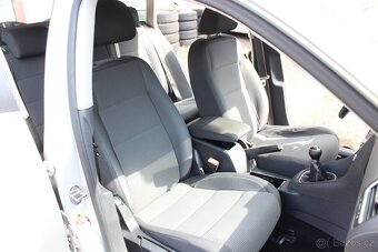 Volkswagen Golf - 8