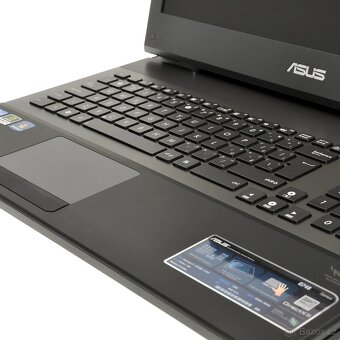 PC 17,3" Full HD | i7 | SSD + nová grafika - 8