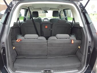 Ford Grand C-MAX 1,5 TDCI TITANIUM NAVI 7 MÍST - 8