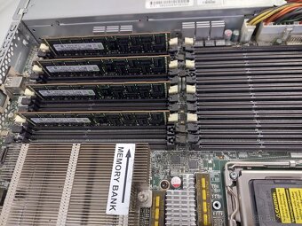 Prodám server HP Proliant DL165 G7  (BW330A) - 8