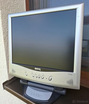 Zesilovač, monitor - 8