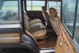 Jeep Grand Wagoneer 1985 5.9 - 8