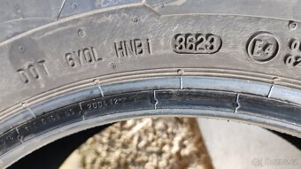 CONTINENTAL 215/65 R16C - 8