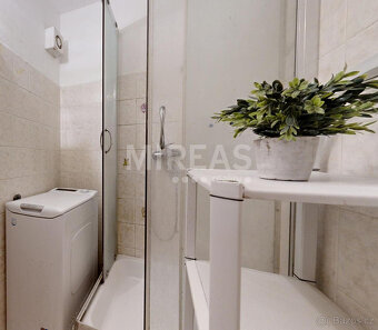 Milovice, prodej bytu v OV 2+1, 41 m2 s balkónem 2 m2, okr. - 8