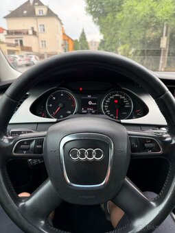 Audi A4 b8 - 8