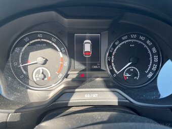 Škoda Octavia Kombi III. RS 2.0 TSI 162 KW 2 maj serv kniha - 8