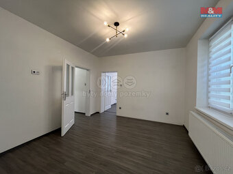 Pronájem bytu 3+1, 75 m², Napajedla, ul. 2. května - 8
