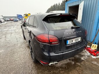 Porsche Cayenne Diesel 3.0 2012 motor start - 8