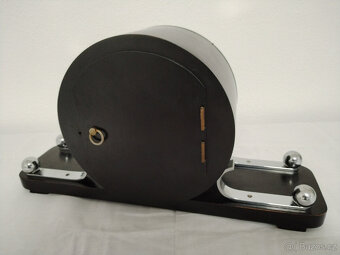 funkcionalistické hodiny Junghans - 8