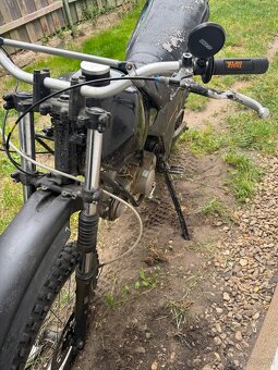 Yamaha 125 - 8