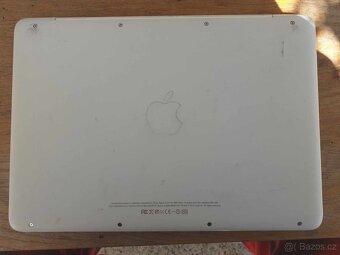 MacBook (13-inch, Mid 2010), 4GB,100GB - 8