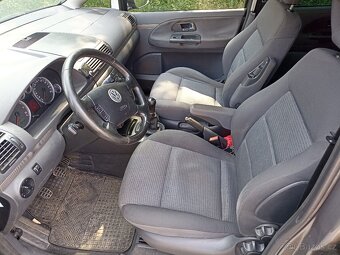 Volkswagen Sharan - 8
