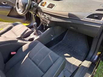 Renault Megane, 1,5 DCI 66 KW - 8
