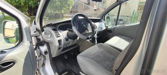 Opel Vivaro 2,5 TD 9 míst - 8