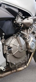 Honda Hornet CB600F - 8