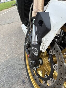Triumph Speed Triple 1050 ABS HAVAROVANÁ - 8