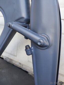 Ram přední vidlice nádrž kastlík IŽ350 IŽ49 DKW - 8