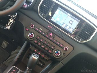 KIA Sportage QL 1,6 T-GDi (31tisíc km)-Stav nového vozu,DPH - 8