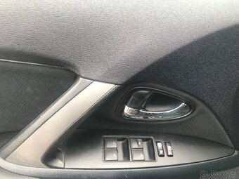 Toyota Avensis 2.0 D 91 KW,FACELIFT,ČR.. - 8