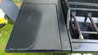 Plynový gril tři hořáky - 8