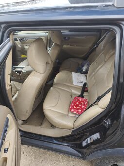 Volvo xc70 2.4d 136kw - 8