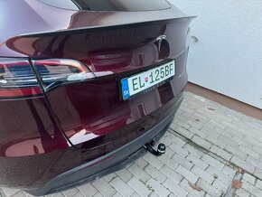 Tesla Model Y 75kWh Performance AWD - 8