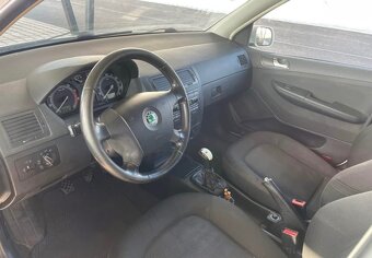 Prodám Škoda Fabia combi 2007 Facelift 1.2i 47KW STK do 2026 - 8
